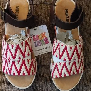 Muk Luks Women's Groove Music Sandal 9